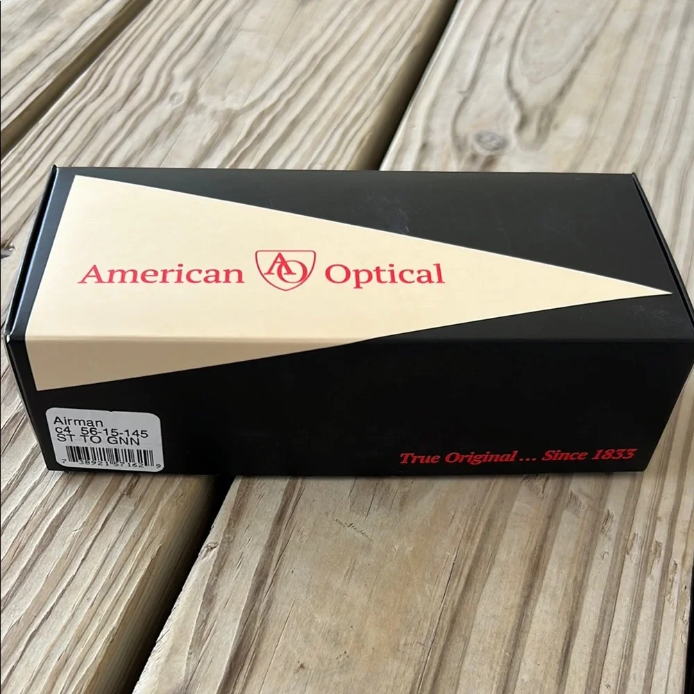 American Optical AO Airman Sunglasses AOLite Nylon Lenses Light Bronze Green NWT